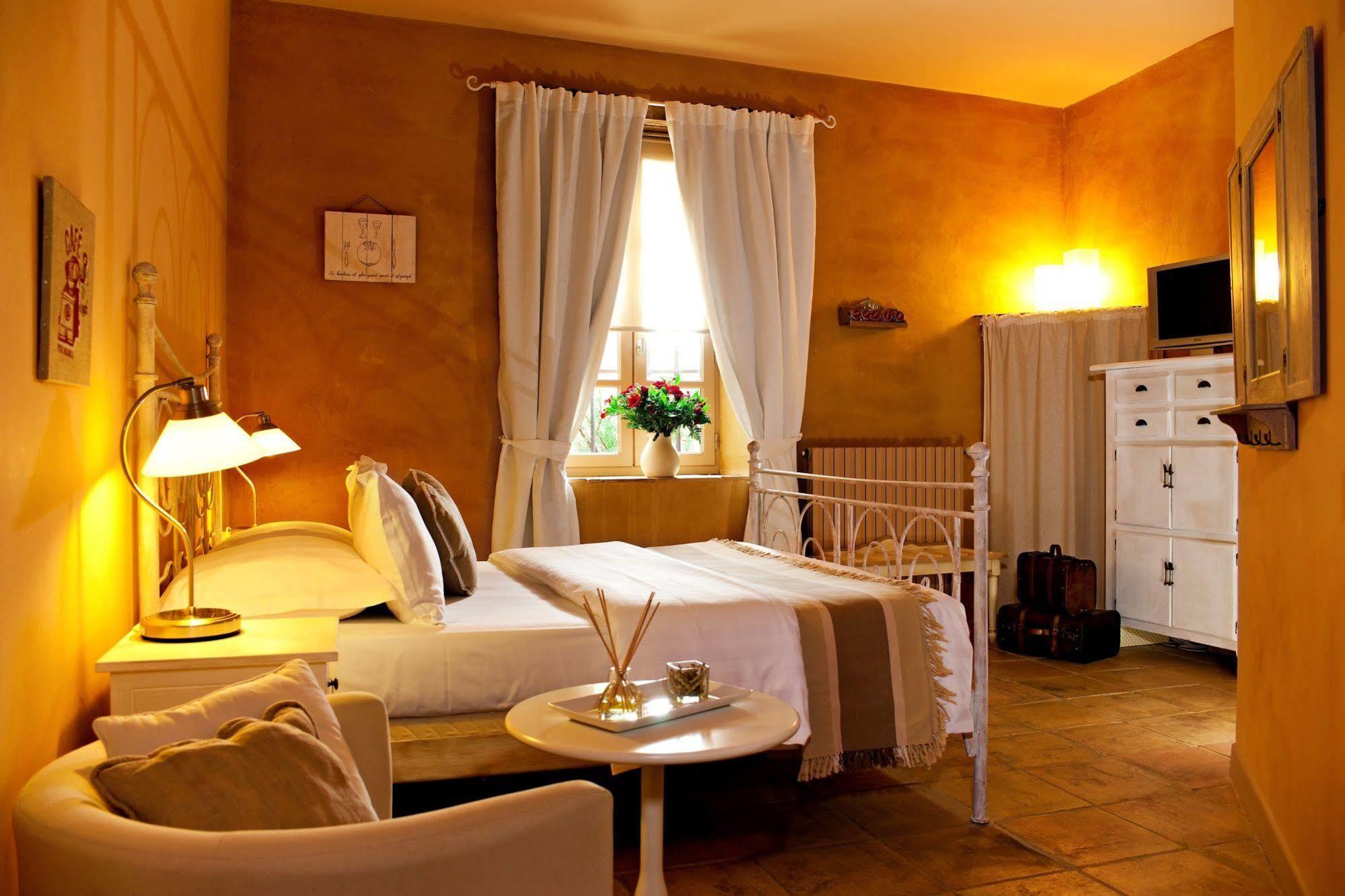 Cap De Castel Hotel Puylaurens Exterior photo
